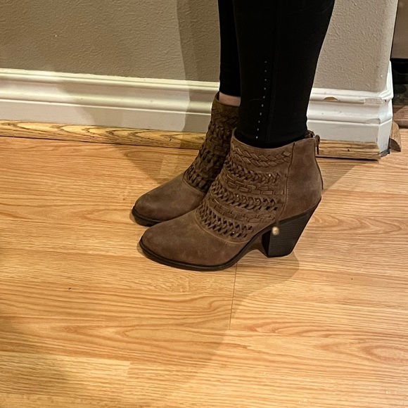 Fergalicious Wanderer Women's Boot - Picture 6 of 8